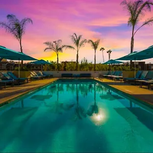  Hotel Marina